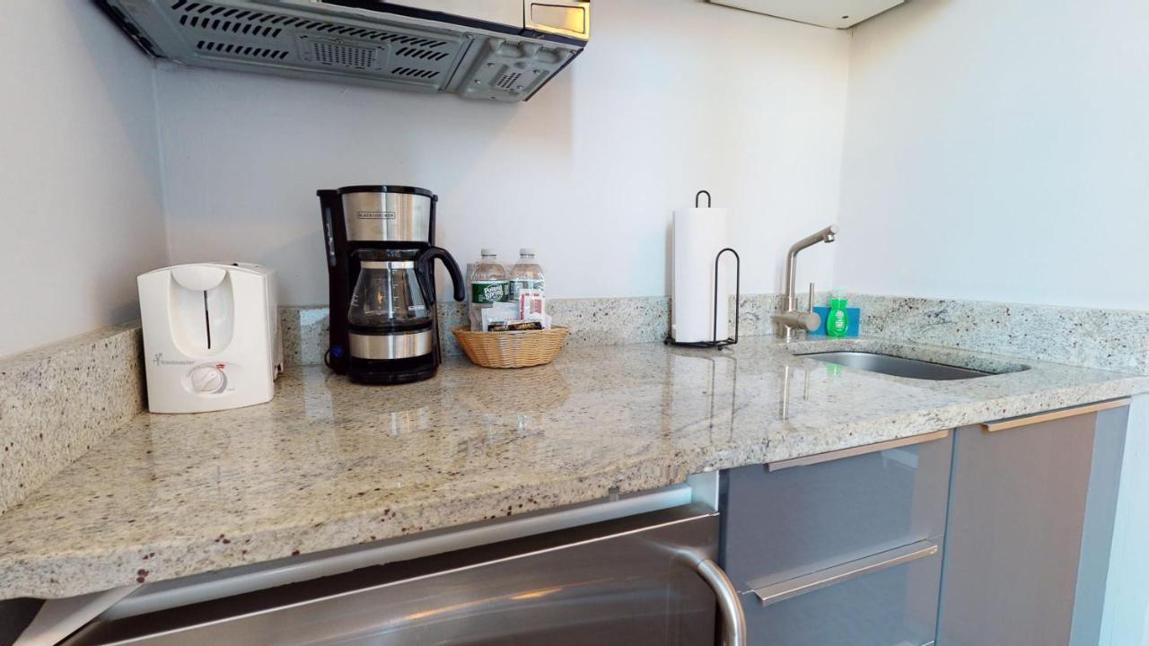 Charming Studio In Boston Brownstone, C. Ave #33 Bagian luar foto